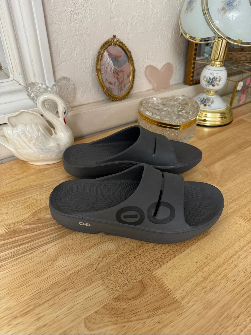 OOFOS classic gray recovery flip flops 🤍 Size: M-8 / W-10 / EU 41 comfy casual